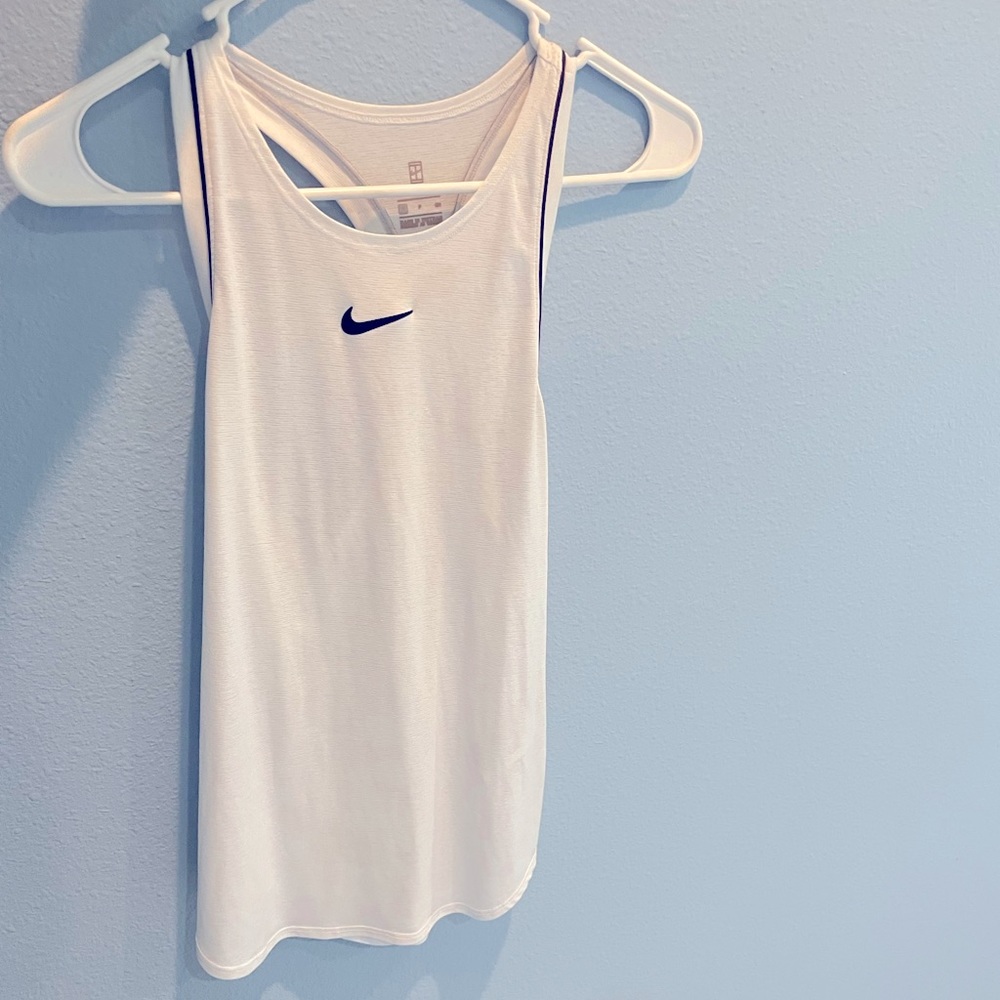 Nike Dry Fit Racer Back Shirt Women’s